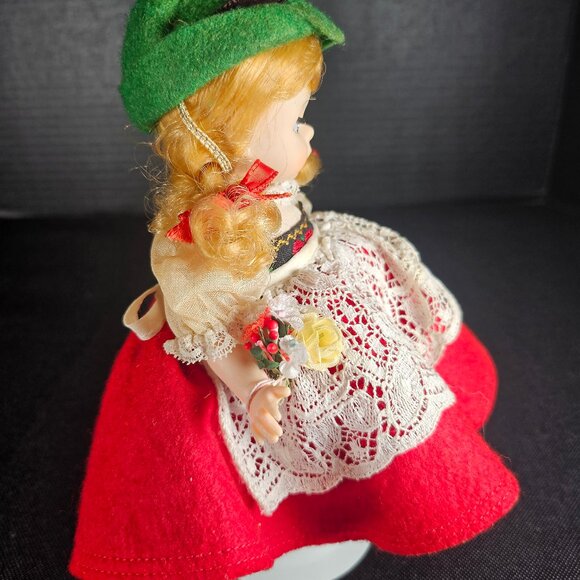 8 Inch Switzerland Doll by Madame Alexander Made in USA International Collection - Picture 4 of 8